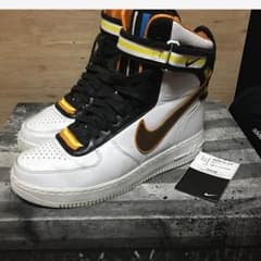 リカルドティッシ NIKE AIR Force 1 ジバンシィのサムネイル