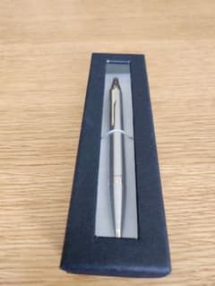 新品未使用　パーカーボールペンのサムネイル