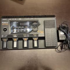 Roland GR-33 ギターシンセサイザー 本体 - メルカリ
