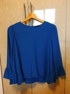 ZARA トップスのサムネイル