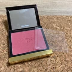 TOM FORD チークカラーのサムネイル