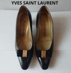 Yves Saint Laurent パンプス スエードリボン ブランドロゴ刻印のサムネイル