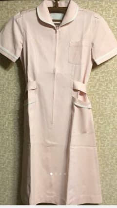 ナース服　白衣のサムネイル