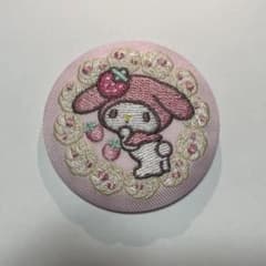 匿名配送 即購入可 サンリオ 刺繍缶バッジ マイメロディのサムネイル