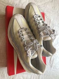 NIKE AIR MAX95 ESSENTIALのサムネイル
