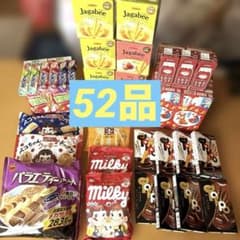 s*u様 お菓子まとめ売り❤︎じゃがビー・トッポ❤︎など51品セットのサムネイル