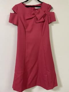 ストロベリーフィールズ  ワンピース　ピンク　結婚式 お呼ばれドレス Mのサムネイル