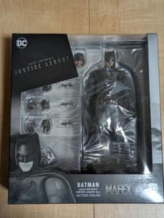 未展示】MAFEX BATMAN(ZACK SNYDER'S Ver.) - メルカリ