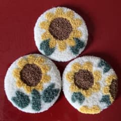 パンチニードル コースター ワッペン ミニラグ 刺繍 3枚セット - メルカリ