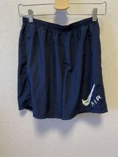 【最終価格】ナイキハーフパンツ(インナー付き)のサムネイル