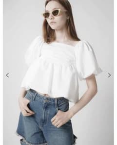 ETHR パフスリーブバックシャーリングトップス