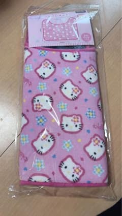 ワッツ ハローキティ トイレ用マット ピンク　未開封のサムネイル