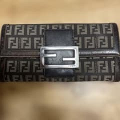 FENDI 長財布のサムネイル