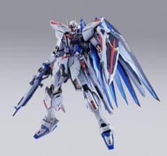 メタルビルド　フリーダムガンダム SNOW SPARKLE Ver