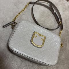 FURLA ショルダーバッグ　ベージュ