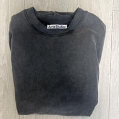 値下げ中　Acne Studios Tシャツ　厚手　裏面にロゴ入りのデザインのサムネイル