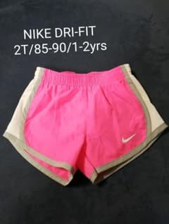 お値下げしました　NIKE DRI-FIT 2T(85-90cm)ショートパンツのサムネイル