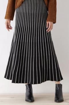 【クッピ様専用】OZOC ニットスカートのサムネイル