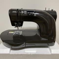 ジモティー限定価格！AISIN OEKAKI 50 ノーブルブラック ミシン おえかき JAGUAR 値下げしました！おえかきミシン【中古】 - メルカリ