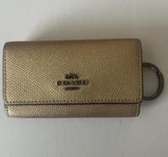 COACH キーケース ゴールドのサムネイル