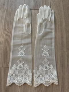 結婚式 ウェディンググローブ シフォン刺繍入りのサムネイル