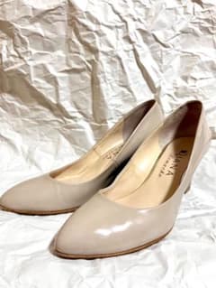 【限定値下げ】 DIANA ウェッジソール パンプス ベージュ 23.5cmのサムネイル