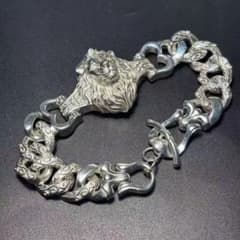 ビンテージ925刻印　獅子ブレスレット　大人の尊厳と情熱を包み込む理性 ビンテージ925刻印 獅子ブレスレット 大人の尊厳と情熱を包み込む理性