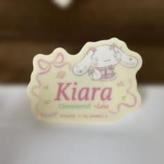 Cinnamoroll =LOVE アクリルネームバッジ Kiaraのサムネイル