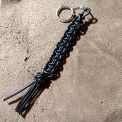 本革 編込み キーホルダー キーリング ハンドメイドのサムネイル