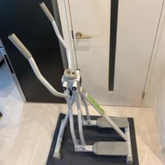室内運動　スカイウォーカーのサムネイル