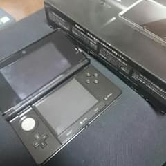 ニンテンドー3DS　ブラックのサムネイル