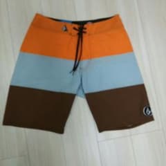 美品☆VOLCOM☆ボルコムスイムパンツ♪のサムネイル