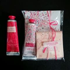 L'OCCITANE チェリースパークルメルシーキットのサムネイル