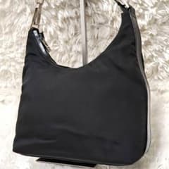 グッチ アクセサリーポーチ 肩掛け 2Way ナイロン レザー ブラック グッチ アクセサリーポーチ 肩掛け 2Way ナイロン レザー ブラック