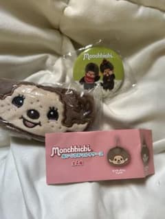 モンチッチ缶バッチ&ぬいぐるみマルチケースのサムネイル