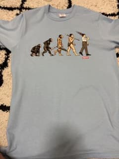 Supreme 進化グラフィック Tシャツ Sのサムネイル
