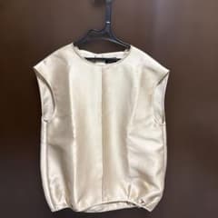 新品未使用 edit and co.ベージュ ノースリーブ トップス - メルカリ