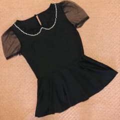 MURUA パール×レース装飾付きトップス チュール袖 パフスリーブ ぺプラム黒