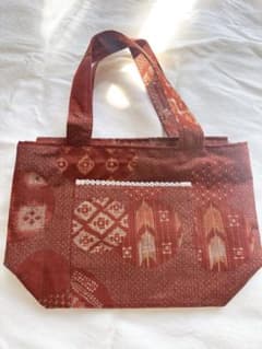 ハンドメイド トートバッグ 赤系のサムネイル