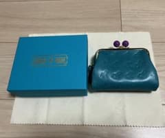 ESSSENCE OF POISON がま口　二つ折り財布 牛革のサムネイル