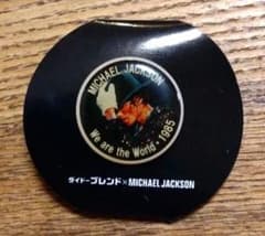 ☆日本初コラボ)ピンバッジ マイケル・ジャクソン☓ダイドーブレンド