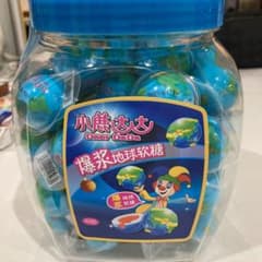 地球グミ　50個　　新品のサムネイル