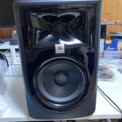 JBL 305P MkII パワードスタジオモニタースピーカー（2本セット）のサムネイル