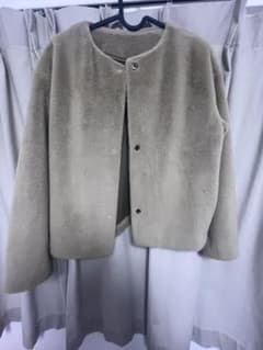 UNIQLO ベージュ ノーカラージャケット Mのサムネイル