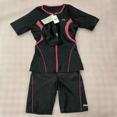 新品　FILA スポーツ用水着 黒/ピンク キャップ付きのサムネイル