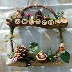 どんぐりアート 薄ピンクのうさぎ 流木 2段 壁掛け welcomeのサムネイル
