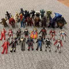 ウルトラマン 怪獣 フィギュア 32体 - メルカリ