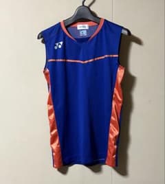 YONEX ノースリーブスポーツウェア 青/オレンジのサムネイル