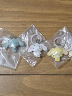 y*u様 シュガーバニーズ ふわふわめじるしアクセサリー ミントうさ&ぶちうさ&のサムネイル
