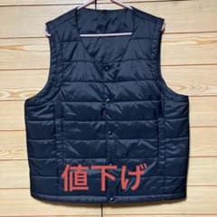 ベストVネック　ブラック　Lサイズ　素材/パデット（中綿）のサムネイル